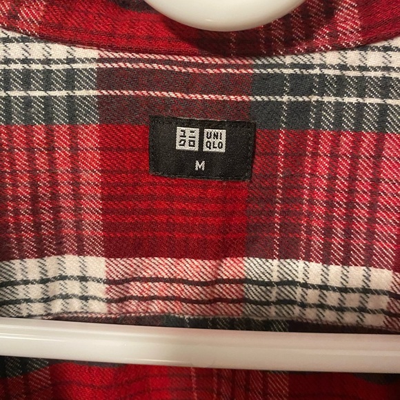 Plaid flannel Uniqlo Shirt - Picture 2 of 3